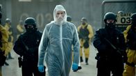 The Fortress – Premierminister Heyerdahl (Tobias Santelmann) bittet die Weltgesundheitsorganisation um Hilfe!