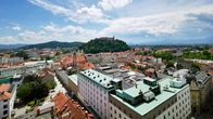 Länder-Menschen-Abenteuer: Slowenien - Zwischen Alpen und Adria – Ljubljana, die Hauptstadt Sloweniens. 285.000 Menschen leben in der größten Stadt des Landes.