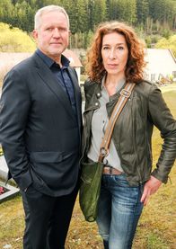 Tatort – Harald Krassnitzer (Moritz Eisner), Adele Neuhauser (Bibi Fellner).