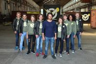 Checkpoint – Moderator Tommy Scheel mit dem Checkpoint-Team