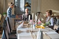 Ein Tag in... – Jede b¸rgerliche Familie, die etwas auf sich h‰lt, l‰sst sich von Angestellten bedienen. in Verbindung mit der Sendung bei Nennung ZDF/Karsten FlˆgelJede bÂ¸rgerliche Familie, die etwas auf sich hâ€°lt, lâ€°sst sich von Angestellten bedienen. in Verbindung mit der Sendung bei Nennung ZDF/Karsten FlË†gel