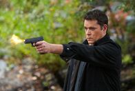 The River Murders - Blutige Rache – Da Detective Jack Verdon (Ray Liotta) zu allen Mord-Opfern eine persönliche Beziehung hatte, wird er schnell zum Hauptverdächtigen des FBI.