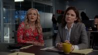 Bull – Marissa Morgan (Geneva Carr, l.); Taylor Rentzel (MacKenzie Meehan, r.)