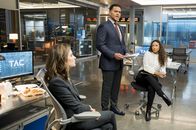 Bull – (v.l.n.r.) Taylor Rentzel (MacKenzie Meehan); Chunk Palmer (Christopher Jackson); Danny James (Jaime Lee Kirchner)