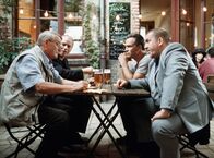 Tatort – v.l.n.r.) beieinander.