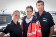 Notruf Hafenkante – Franzi Jung (Rhea Harder-Vennewald), Dr. Eva Grünberg (Laura Berlin), Hans Moor (Bruno F. Apitz)