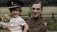 Apokalypse Zweiter Weltkrieg – SCREEN GRAB: Urlaubstag eines englischen Soldaten, der 1939 seine Familie besuchen will. (Credit: CC & C)