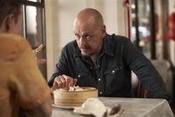 Mr. Inbetween – Ray Shoesmith (Scott Ryan)