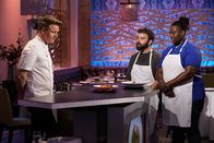Hell's Kitchen mit Gordon Ramsay – Gordon Ramsay (l.)