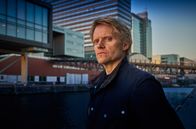Kommissar van der Valk – Kommissar Van der Valk (Marc Warren) ermittelt in Amsterdam.