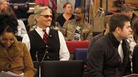 Die Koffer-Jäger – Billy Leroy in the auction room in Baggage Battles