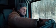 The Ice Road – Der Transport der Rettungsausrüstung zur verunglückten Diamantenmine stellt für den Trucker Mike McCann (Liam Neeson) und sein Team nicht nur einen Wettlauf gegen die Zeit dar, sondern wird auch zum Überlebenskampf.