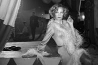 American Horror Story – (4. Staffel) - Ruhm, Reichtum, Macht und Anerkennung sind der resoluten Elsa Mars (Jessica Lange) besonders wichtig - wird sie das schließlich das Leben kosten?