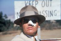 Chinatown – Privatdetektiv J.J. Gittes (Jack Nicholson) gerät in einen Sumpf aus Korruption und skandalösen Machenschaften bis hin zum Mord ...