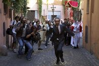 To Rome with Love – vorne, Leopoldo (Roberto Benigni)