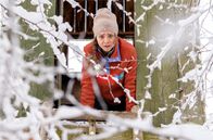 Sturm der Liebe – Stella (Daniela Galbo) ist entsetzt, als Lale in die Tiefe stürzt.