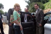 Monk – L-R: Natalie Teeger (Traylor Howard), Marty Eels (Jason Alexander) und Adrian Monk (Tony Shalhoub)