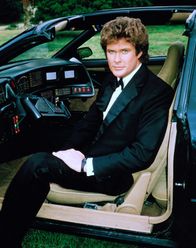 Knight Rider – Marco Berio, ein ehemaliger Mitarbeiter von F.L.A.G, nutzt seine Kenntnisse von K.I.T.T. um die CPU des Trans Am außer Kraft zu setzen und ihn gegen seinen Besitzer Michael Knight zu wenden.