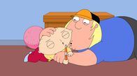 Family Guy – Stewie Griffin (l.); Chris Griffin (r.)