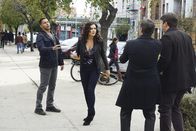 Castle – Ryan (Seamus Dever, 2.v.r.) und Castle (Nathan Fillion, r.) sind nicht davon überzeugt, dass es klug ist, die Kriminelle Sonia Ruiz (Angélica Celaya, 2.v.l.) zu ihrem aktuellen Fall hinzuzuziehen. Denn sie ist Espositos (Jon Huertas, l.) Ex-Verlobte ...