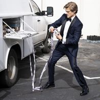 MacGyver – Angus MacGyver (Lucas Till)