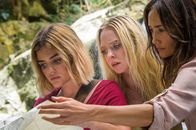 Fantasy Island – (v.l.n.r.) Melanie Cole (Lucy Hale); Sloane Maddison (Portia Doubleday); Gwen Olsen (Maggie Q)