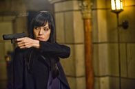 Salt – Nachdem ihr Mann ermordet wurde, kennt die als Schläferin beschuldigte CIA-Agentin Evelyn Salt (Angelina Jolie) keine Gnade mehr.