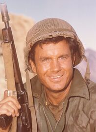 Die Teufelsbrigade – Major Alan Crowns (Cliff Robertson) Sondereinheit erhält schon bald den Namen 'Brigade des Teufels' ..._Titel: Die Teufelsbrigade