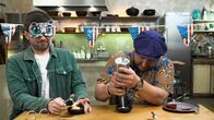 Die Food-Challenge – Sebastian Lege muss ganz schön tief in seine Trickkiste greifen, um die Aufgaben zu meistern, die Juror Flo für ihn bereitstellt. Am Ende entscheidet der, ob Sebastian die große Food-Challenge gemeistert hat.