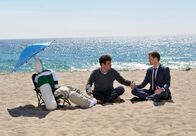 How I Met Your Mother – Als Barney (Neil Patrick Harris, r.) Ted (Josh Radnor, M.) beschuldigt, den Bro-Code gebrochen zu haben, ziehen die beiden Marsh-Männchen als Richter hinzu ...