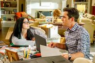 Modern Family – Alex Dunphy (Ariel Winter), Phil Dunphy (Ty Burrell).