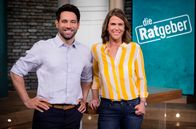 Die Ratgeber – HESSISCHER RUNDFUNK. DIE RATGEBER: Anne Brüning und Daniel Johé führen im wöchentlichen Wechsel durch das Ratgebermagazin "Die Ratgeber", von Montag bis Freitag um 18:45 Uhr im hr-fernsehen. Anne Brüning und Daniel Johé.