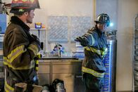 Station 19 – v.li.: Grey Damon (Jack Gibson), Okieriete Onaodowan (Dean Miller).