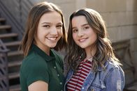 Side Hustle – L-R: Presley (Jayden Bartels) und Lex (Jules LeBlanc)