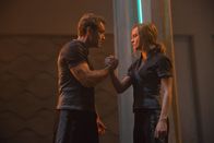 Captain Marvel – Yon-Rogg (Jude Law, l.); Carol Danvers/Captain Marvel/Vers (Brie Larson, r.)
