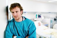 Der Bergdoktor – Hans Gruber (Heiko Ruprecht) trifft auf den Mann, der für den Tod seiner Frau verantwortlich ist.