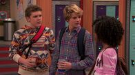 Henry Danger – l-r: Jasper Dunlop (Sean Ryan Fox), Henry Hart (Jace Norman), Charlotte Page (Riele Downs)