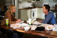 Suits – Samantha (Katherine Heigl) ist niedergeschlagen. Ihr wurde gekündigt, ohne Beweise für Fehlverhalten. Wird Mike (Patrick J. Adams) ihr helfen können?