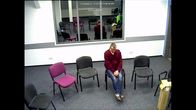 Anmaßung – Der Protagonist durchlief alle Stationen des Strafvollzugs u. a. in der Justizvollzugsanstalt Berlin-Brandenburg.