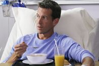 Desperate Housewives – Susan will unbedingt Mikes (James Denton) Gedächtnis ankurbeln, doch er reagiert ziemlich abweisend auf sie ...
