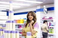Sunny Nights – Vicki (D'Arcy Carden)