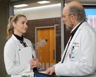 The Good Doctor – l-r: Dr. Morgan Reznick (Fiona Gubelmann), Dr. Aaron Glassman (Richard Schiff)