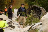 Mayday - Alarm im Cockpit – Mono, Ontario, Kanada. - Beamte, die den Absturz von Flug 2933 untersuchen