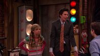 iCarly – L-R: Sam Puckett (Jennette McCurdy), Spencer Shay (Jerry Trainor)