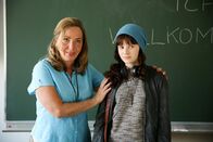 Beautiful Girl – Susi Stach (Meier-Wutschnig), Jana McKinnon (Charly).