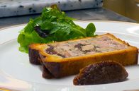 Küchen der Welt – Die Fleischpastete im Teigmantel, eine lokale Spezialität aus Lyon, war lange Zeit fast in Vergessenheit geraten. Nun erlebt sie ein Revival.