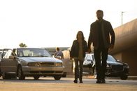 Logan - The Wolverine – (v.l.n.r.) Laura (Dafne Keen); Logan (Hugh Jackman)