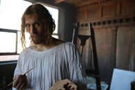 Terra X: Albrecht Dürer - Superstar – So muss er ausgesehen haben (Jakob Tögel): Gepflegter Bart, lockiges Haar, fordernder Blick.