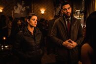 FBI: Special Crime Unit – Maggie Bell (Missy Peregrym, l.); Omar Adom OA Zidan (Zeeko Zaki, r.)