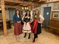 Heimat der Rekorde – Von links: Claudia Pupeter, Christine Neubauer und Franziska Wanninger.